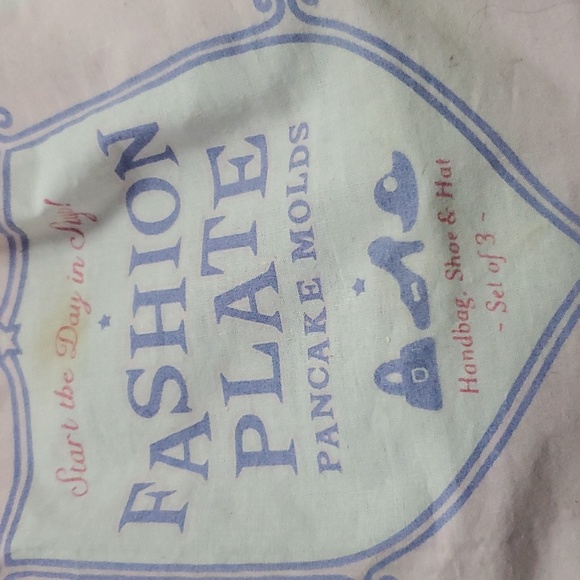 Williams Sonoma Vintage Fashion Plates Pancake Mold Set - Picture 2 of 12